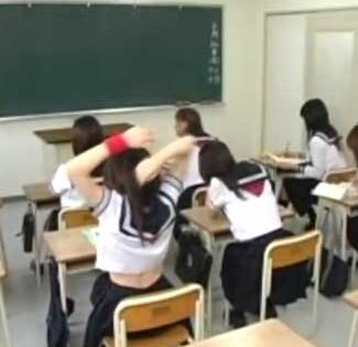 Adegan kelas nakal - Gangbang